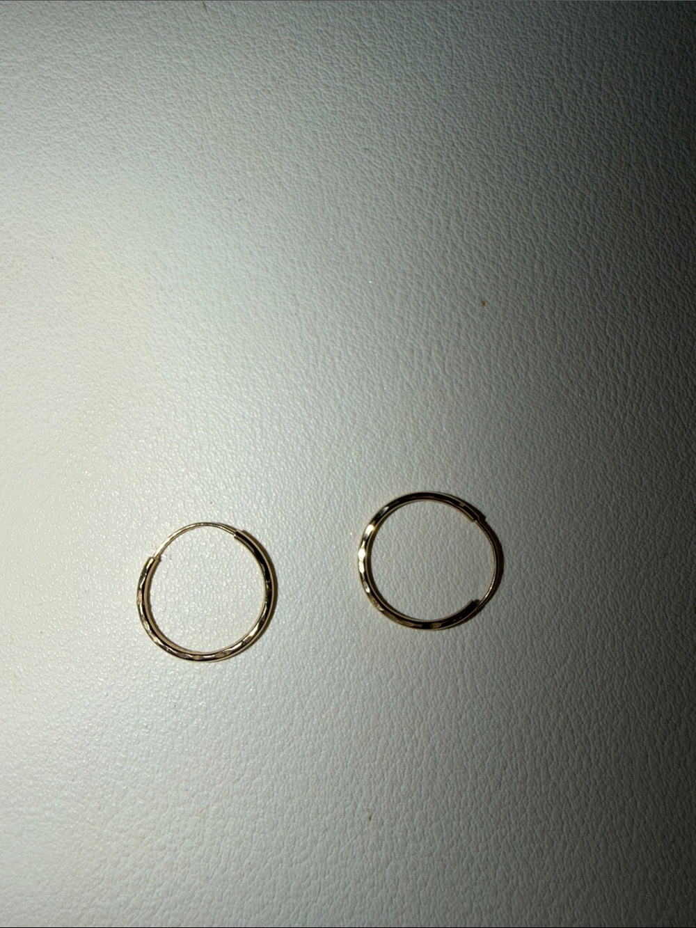 Classic Gold hoop